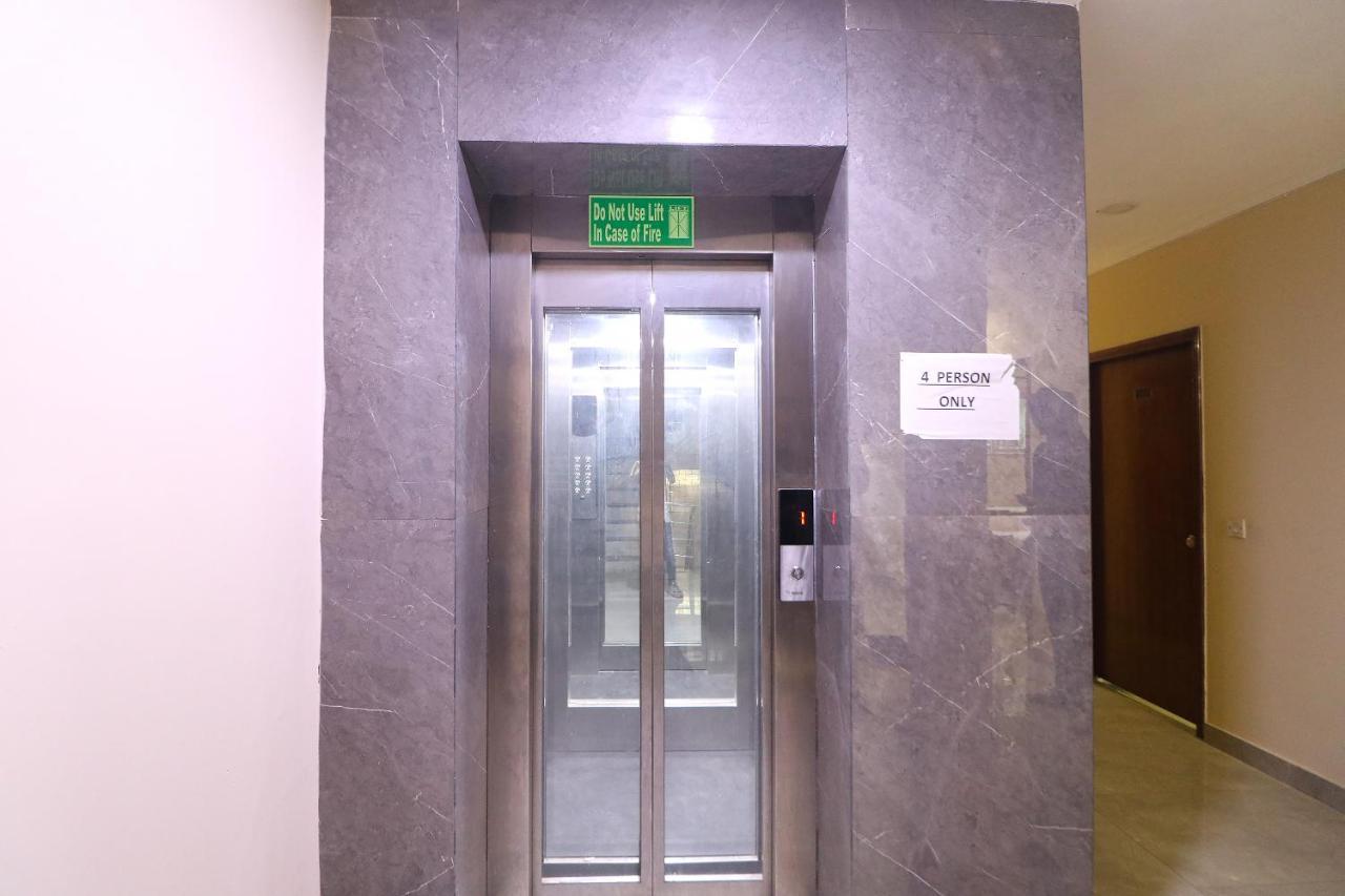Hotel Westend Holiday Home 5 Mint From Nizamuddin Railway Station New Delhi Buitenkant foto